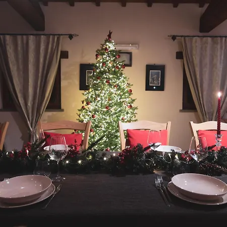 Casale La Rovere Bed & Breakfast *
