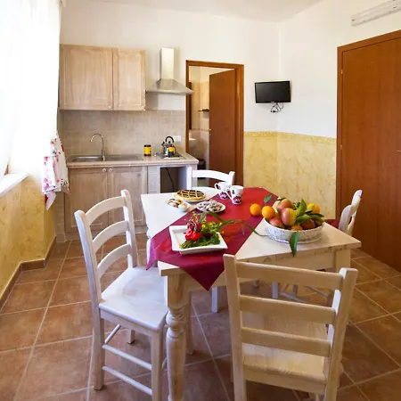 Casale La Rovere Bed & Breakfast